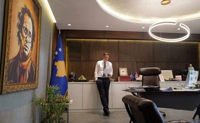 “Le të flasim më pak, të punojmë më shumë”, thotë Lumir Abdixhiku