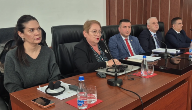 UT-ja kërkon tërheqjen e Ligjit të Arsimit të Lartë, Zejneli: Cenohet autonomia e universiteteve
