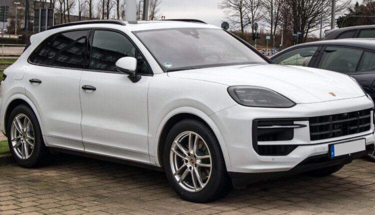 Tetovë: 27-vjeçari nga Treboshi kapet pa leje, i sekuestrohet Porsche-ja
