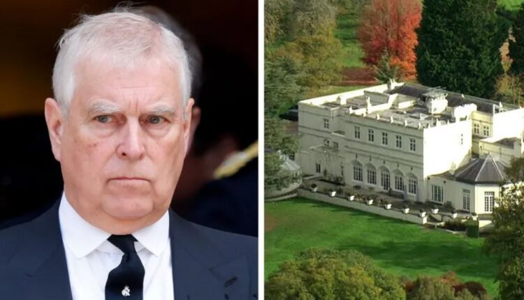 I përfshirë në skandalin e Epstein, ish-Princi Andrew largohet nga shtëpia e Royal Lodge