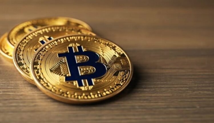 Bitcoin shfaq luhatje gjatë ditës së sotme, mes pasigurive në tregjet globale