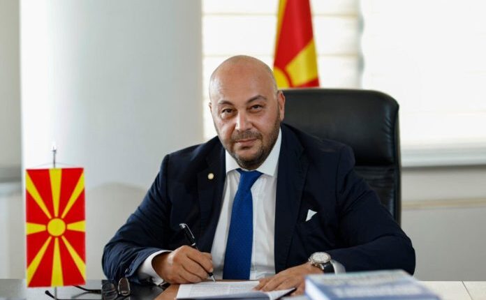 “Jo Badenter në këtë Kushtetuese”, Kostadinovski: Shumicë e dyfishtë vetëm në organet politike