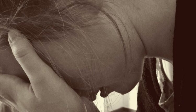 Fëmijët e moshës 10 deri në 16 vjeç të bombarduar me mesazhe, video dhe imazhe seksuale përmes internetit