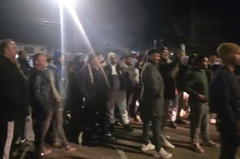 Bllokada dhe protesta të reja të qytetarëve për shkak të konfiskimit të automjeteve  MPB thotë se po ndërmerr masa