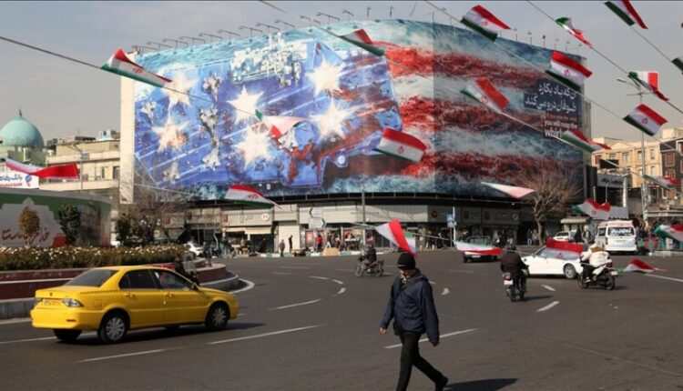 Ambasada virtuale amerikane u bën thirrje qytetarëve të saj të largohen nga Irani menjëherë