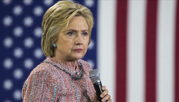 Hillary Clinton kërkon seancë dëgjimore publike përpara dëshmisë në hetimin mbi Epsteinin