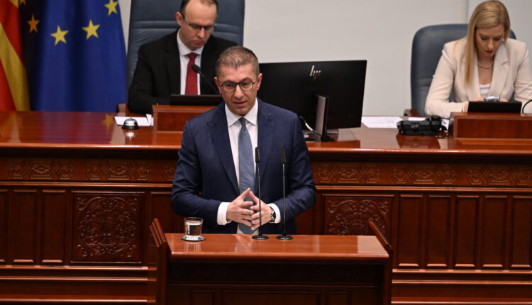 Mickoski: 17 investime në zonat ZZHTI do të krijojnë 5.000 vende të reja pune