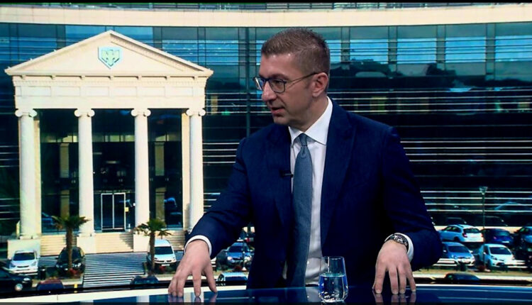 Mickoski: Prokuroria duhet ta thërrasë Zoran Zaevin për rastin e deklaratave për marrjen e paligjshme të spitalit “Zhan Mitrev”