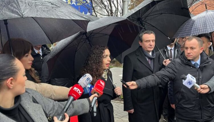Osmani uron qytetarët për 18-vjetorin e Pavarësisë: Rrnoftë Republika e Kosovës