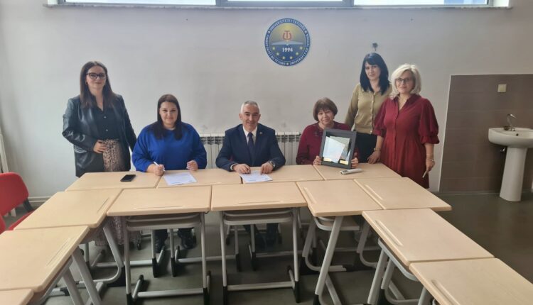 Nënshkruhet Memorandumi i bashkëpunimit midis Fakultetit Pedagogjik të UT-së dhe Akademisë Rajonale të Odesës