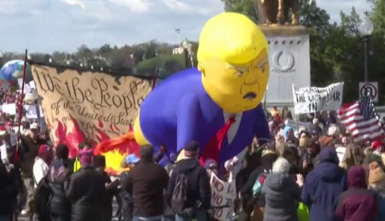 Protesta masive kundër politikave të Trump në të gjitha shtetet e SHBA-së