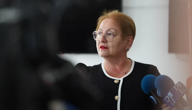Janevska: Ligji për arsim të lartë nuk tërhiqet, profesorët kanë dy opsione