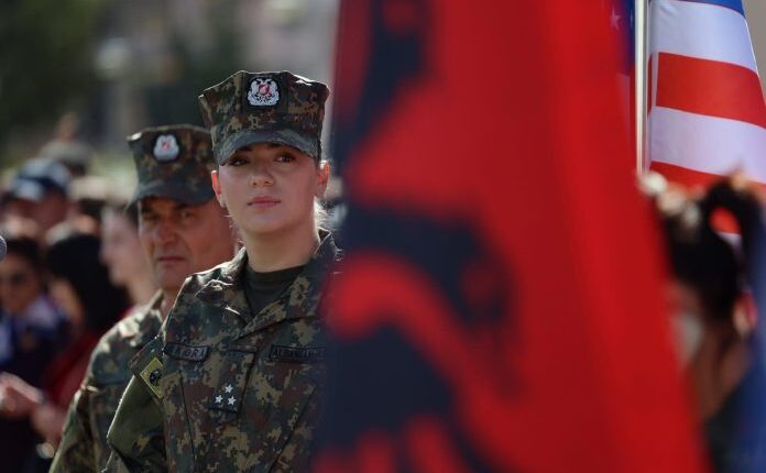 A do të luftonit për vendin tuaj? Shqipëria ndër shtetet me nivelin më të lartë të gatishmërisë
