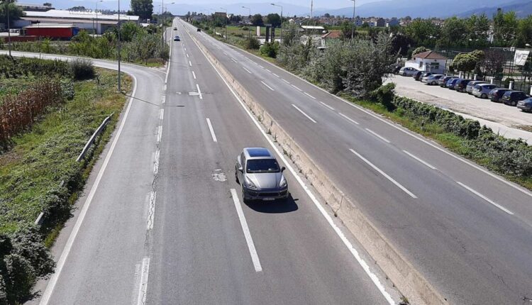 Arrestohet një i mitur në rrugën Tetovë-Gostivar duke drejtuar automjetin pa leje