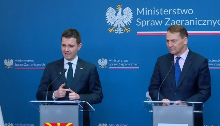 Shikorski: Edhe pa BE ka jetë, por jeta në BE është shumë më e bukur