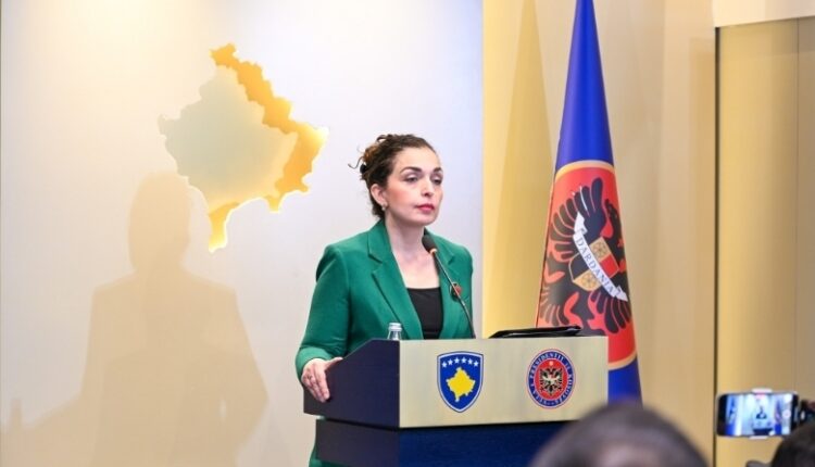 Presidentja Osmani shpërndan Parlamentin