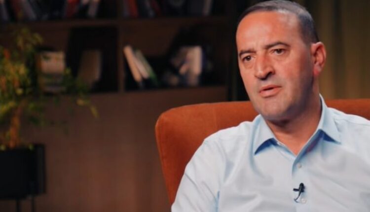 Ekspozita skandaloze, Haradinaj i ashpër me Gashin: Nuk është hera e parë që ky autor e ofendon UÇK-në
