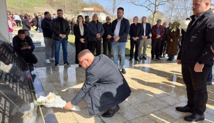 Latifi përkujton 49 martirët e Brestocit në 27-vjetorin e rënies