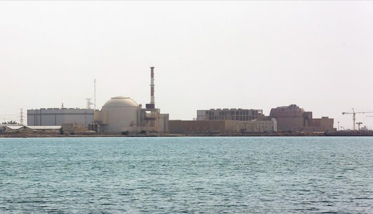 Rusia fillon fazën e dytë të evakuimit të personelit nga centrali bërthamor iranian