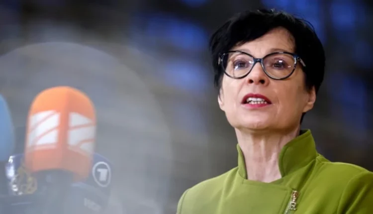 Kush është Marta Kos, zyrtarja evropiane që po akuzohet se ishte bashkëpunëtore e UDBA-s