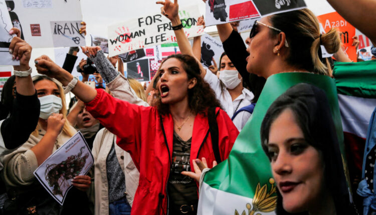 Mediat: CIA po armatos forcat kurde për një kryengritje në Iran