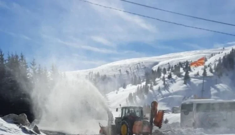 Temperatura në Kodrën e Diellit -3 gradë dhe 57 centimetra borë