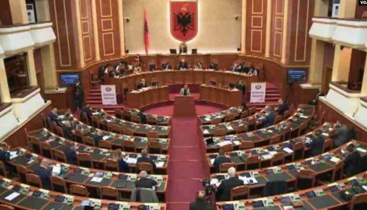 Shqipëria shpall Iranin shtet sponsor të terrorizmit