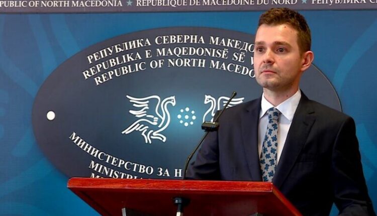 Mucunski: Edhe pse kërkuan evakuim, 14 shtetas të Maqedonisë nuk u paraqitën në Aeroportin e Dubait