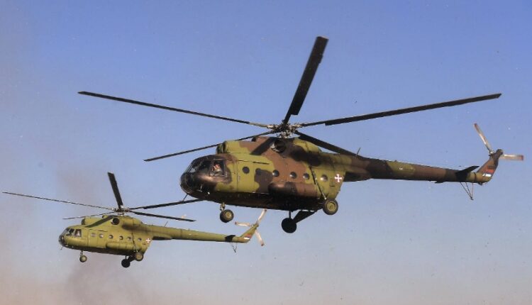 Ushtria e Serbisë në kufi me Kosovën, stërvitje me helikopterë
