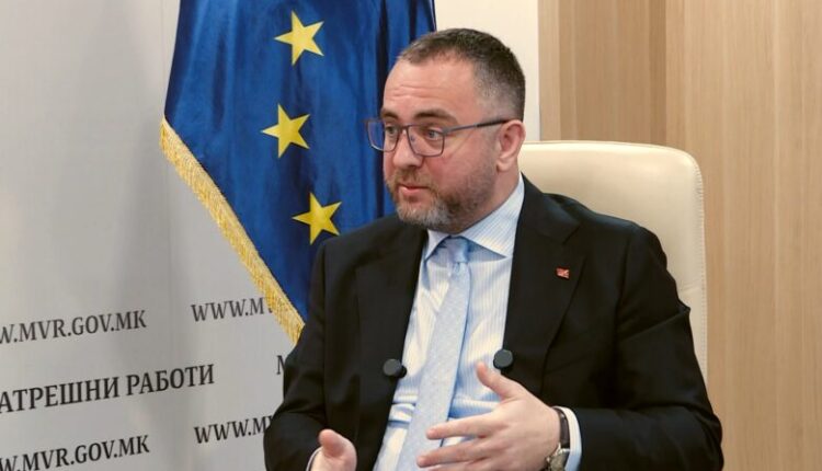 Toshkovski i prerë: Mesazhet e “Safe City” vetëm në maqedonisht