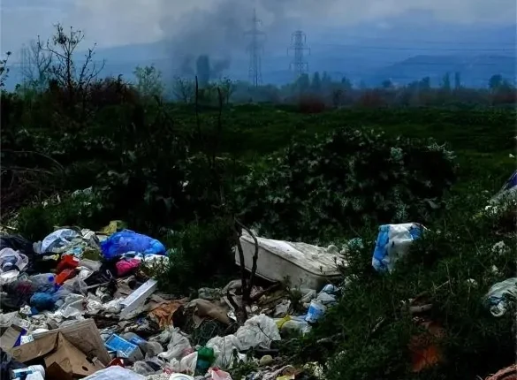 Pas 7 muajsh pauzë, deponia Vardarishte sërish në flakë – reagojnë qytetarët