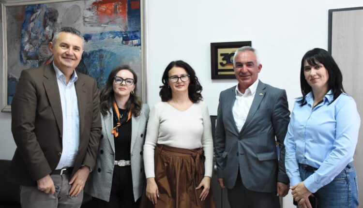Fakulteti Pedagogjik i Universitetit të Tetovës nënshkroi Memorandum bashkëpunimi me “Fshatin e fëmijëve” SOS
