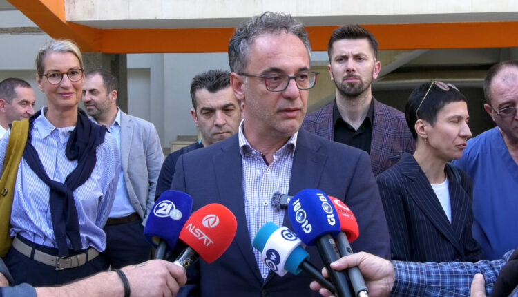 Aliu nga Gostivari: Investim prej 500 mijë dollarësh për modernizimin e repartit për nëna dhe fëmijë