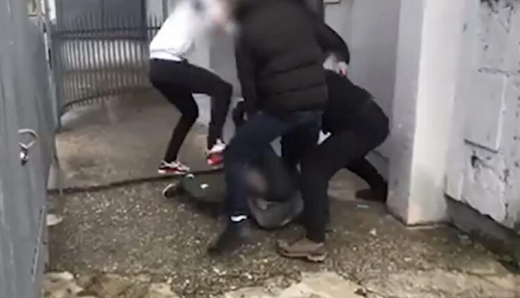Kumanovari 23 vjeçar e nxorri revolen për ta rrahur, por doli i rrahur nga 16 vjeçari