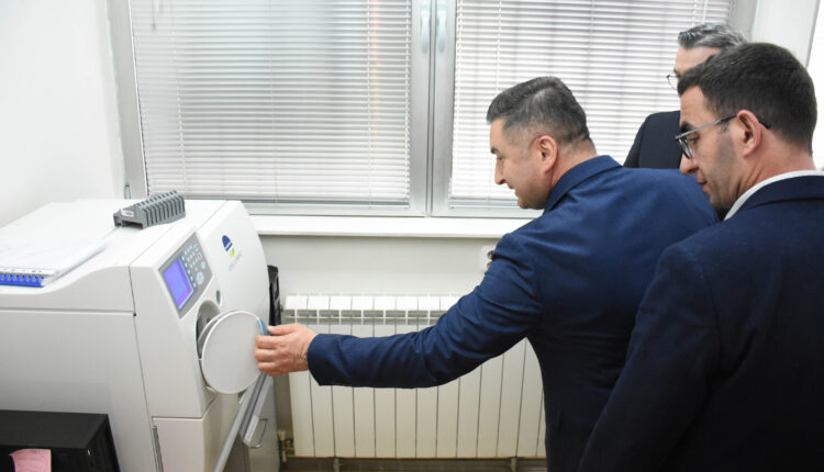 Në Universitetin e Tetovës u përurua pajisja laboratorike për analiza të cilësisë dhe sigurisë së ushqimit