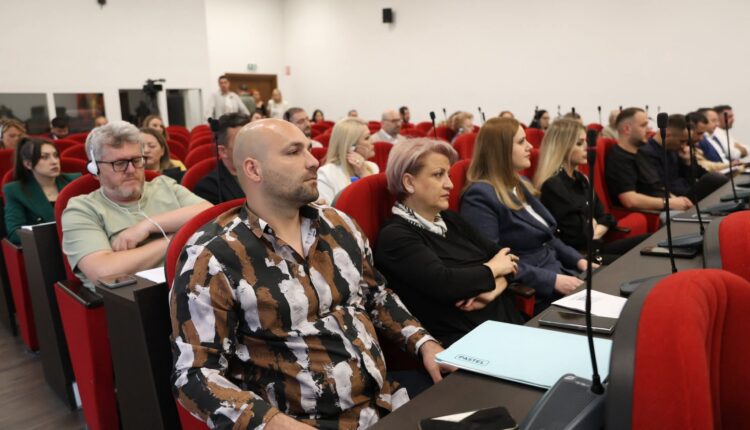 ASH: Çmimi për grumbullimin e mbeturinave në Tetovë u rrit për 18.7%