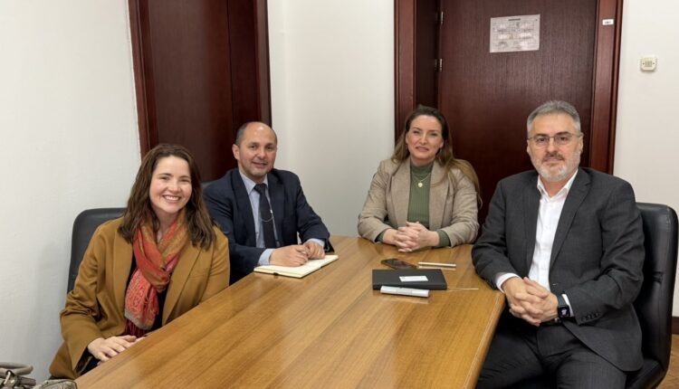 Dauti dhe Aziri takojnë këshilltarët e Ambasadës së SHBA-së