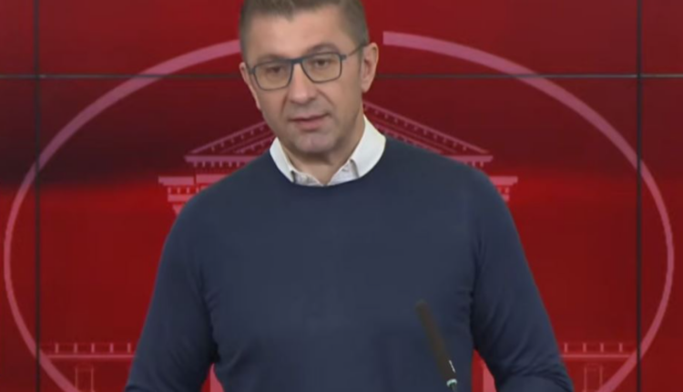 Mickoski: Po punohet për çështjen e provimit të jurisprodencës në shqip