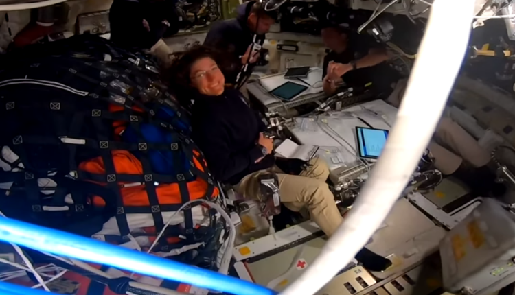 Astronautët nisen drejt Tokës, Artemis II përmbyll misionin në Hënë