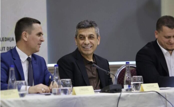 Kasami dhe Mexhiti me nënshkrime të lidhura! VLEN drejt kongresit të parë më 9 maj
