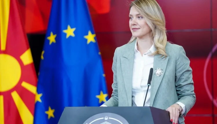 Qeveria thotë se kompanitë vendore po e ulin çmimin e gazit të lëngshëm