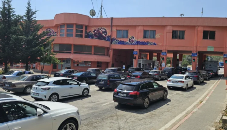 Pashkët “zbrazin” Maqedoninë e Veriut! Dhjetëra mijëra qytetarë ja mësyjnë vendeve fqinje