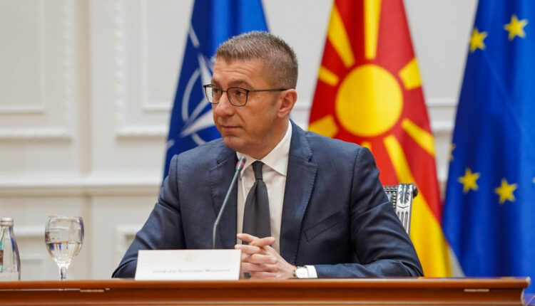 Mickoski: Bashkëpunimi mes INOVA-s dhe universiteteve shtetërore është kyç për zhvillimin e shkencës dhe ekonomis
