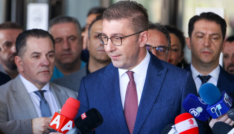 Mickoski: Janë rikonstruktuar plotësisht 6 salla operacioni në Qendrën Klinike “Nënë Tereza”