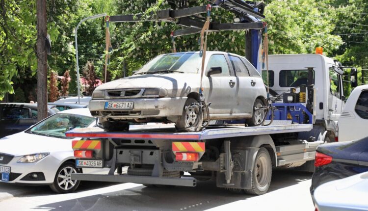 Mexhiti: Nis largimi i mbi 200 automjeteve të braktisura në Çair