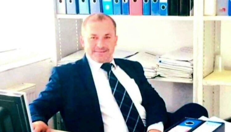 “Kur hesht edhe Prishtina: Çfarë po u thotë studentëve heshtja e Albin Kurtit?”