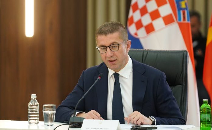 Mickoski: Qëllimi ynë është BE-ja, nuk ka më mundësi të bëjmë lëshime për identitetin