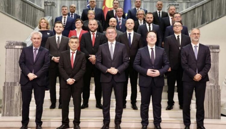 “Pagat e ministrave nuk duhet të jenë më të ulëta se 10 000 mijë euro”