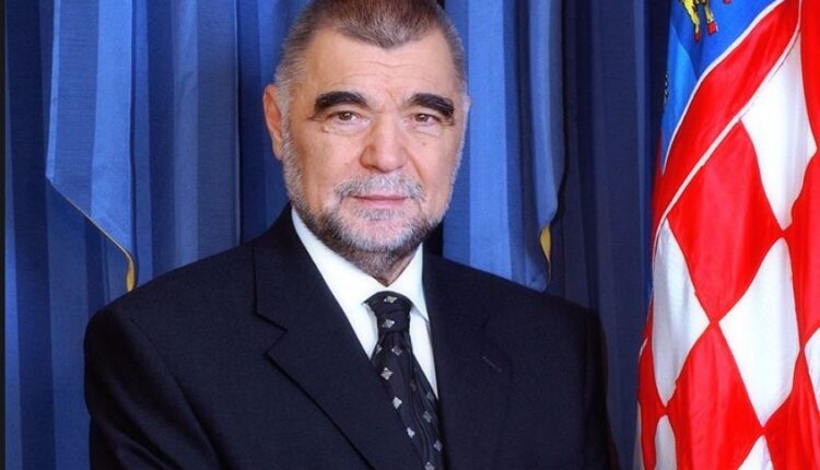 Ish-presidenti kroat Stipe Mesiç letër Tedi Blushit: Të mbrohen të drejtat themelore të Ilir Metës