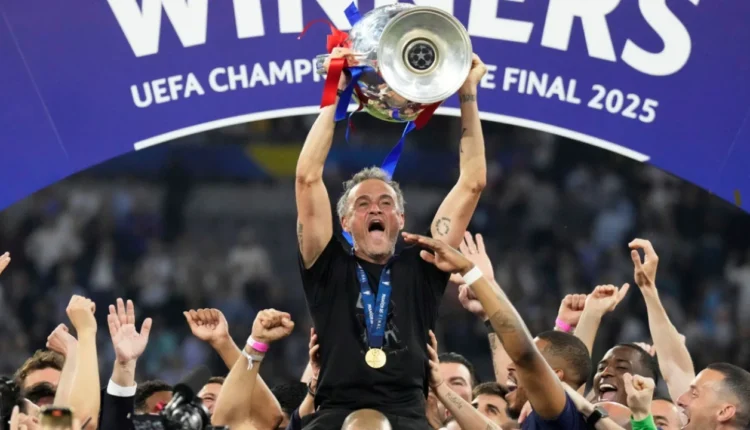 Lajme të bujshme nga PSG, Luis Enrique edhe për katër vite të tjera në krye të kampionëve të Europës